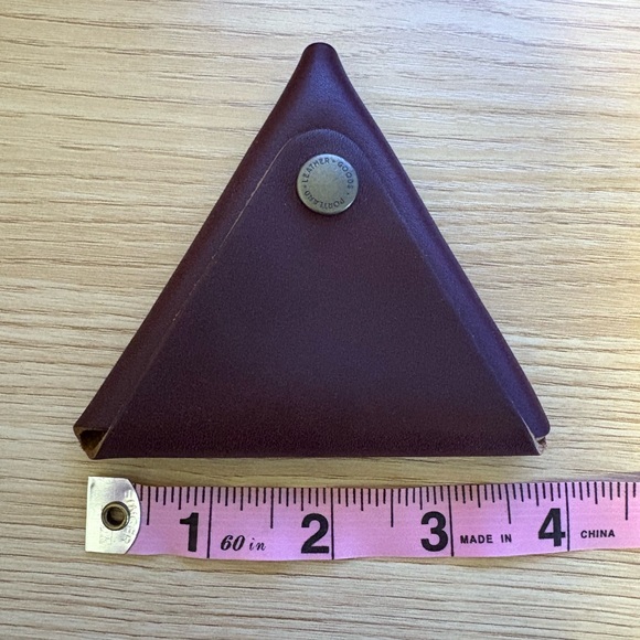 PLG - Neutral Triangles - Picture 7 of 9